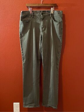 Roark Men’s HWY 128 Army Green Standard Straight Fit Multi Work Jeans